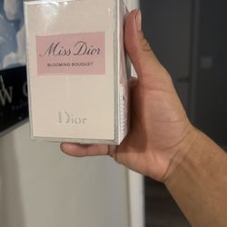 Miss Dior BLOOMING BOUQUET 3.4