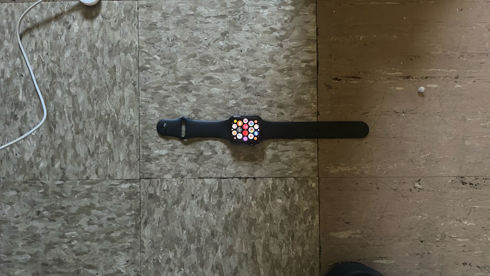 Apple Watch SE Version 10.6.1 Brand New 