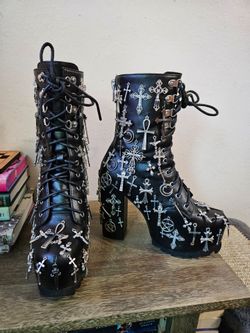 Dolls Kill 7.5 Widow Boot Heels