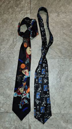 Looney tunes vintage ties 👔 $5 each firm