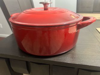 Dutch Oven ( 6 qt)