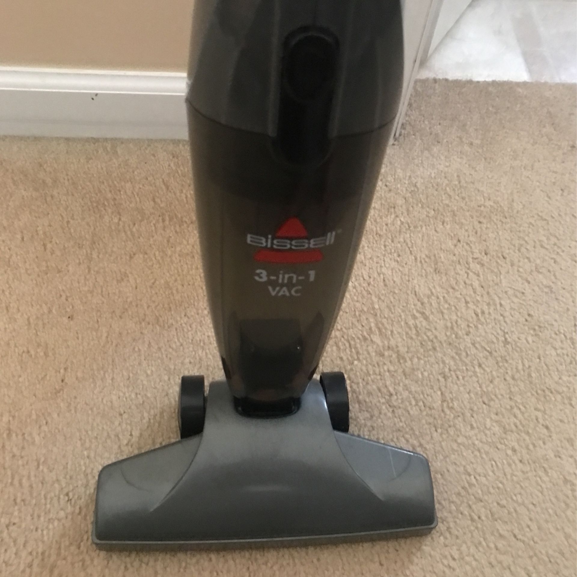 Bissell 3-in-1 Canister Vac