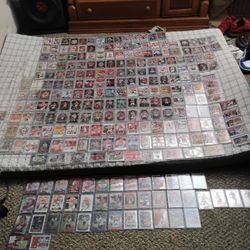 Patrick Mahomes & Travis Kelce NFL trading cards 