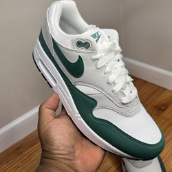 Nike Air Max 1 “Evergreen” DC1454 100 Size 9M/ 10.5W