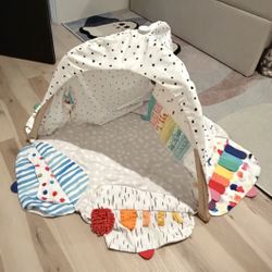 Lovevery Play Gym + Sensory Strands