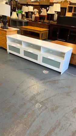 (In store) white tv stand with drawers