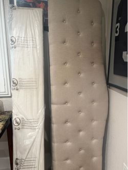 King bed head 1yr old … King frame Brand new
