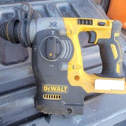 Rotomartillo Dewalt 
