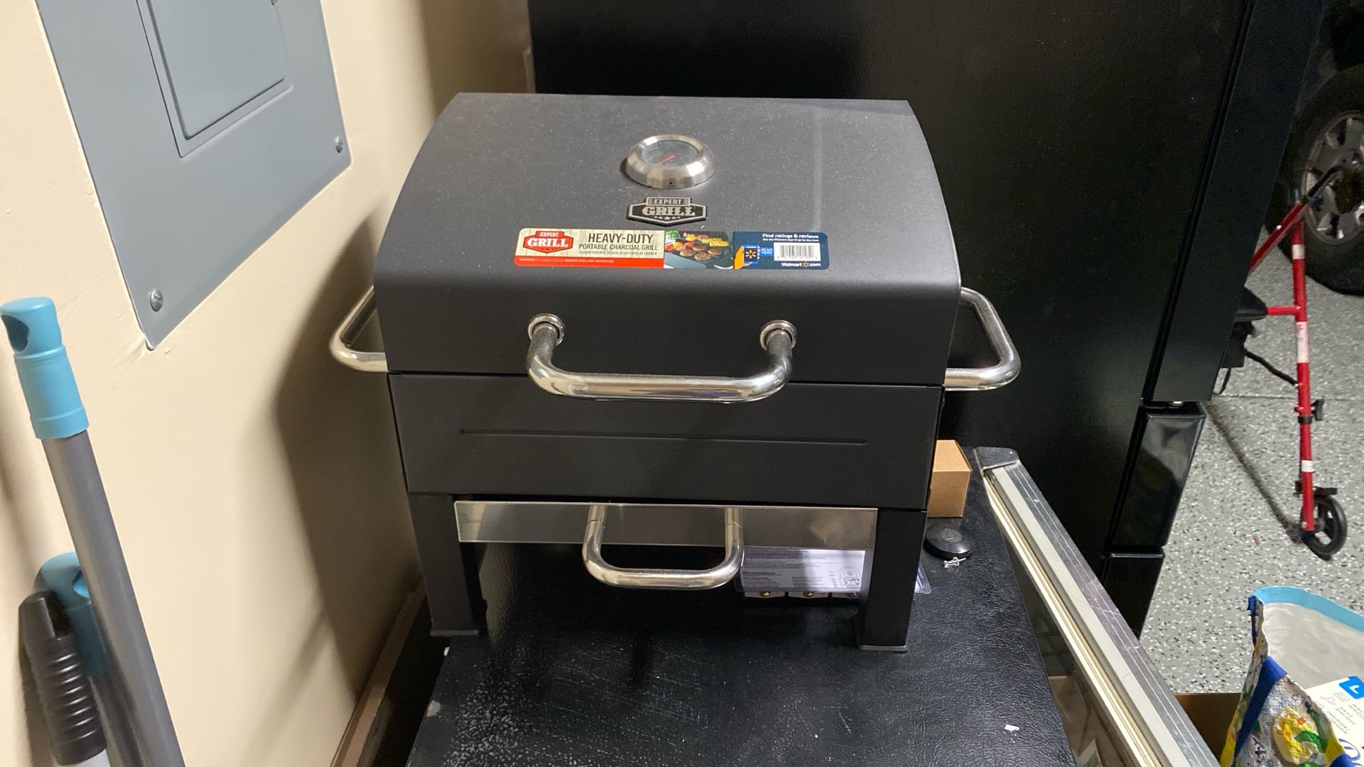 Mini Grill 17” Wide X 16” Height /1 2 People