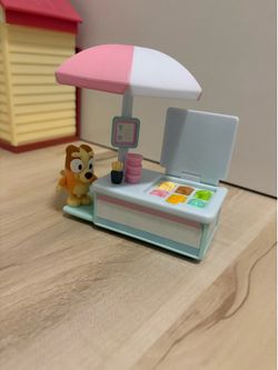 Bluey's Ice Cream Cart - Bingo - Vehicle and 2.5-3 inch figure