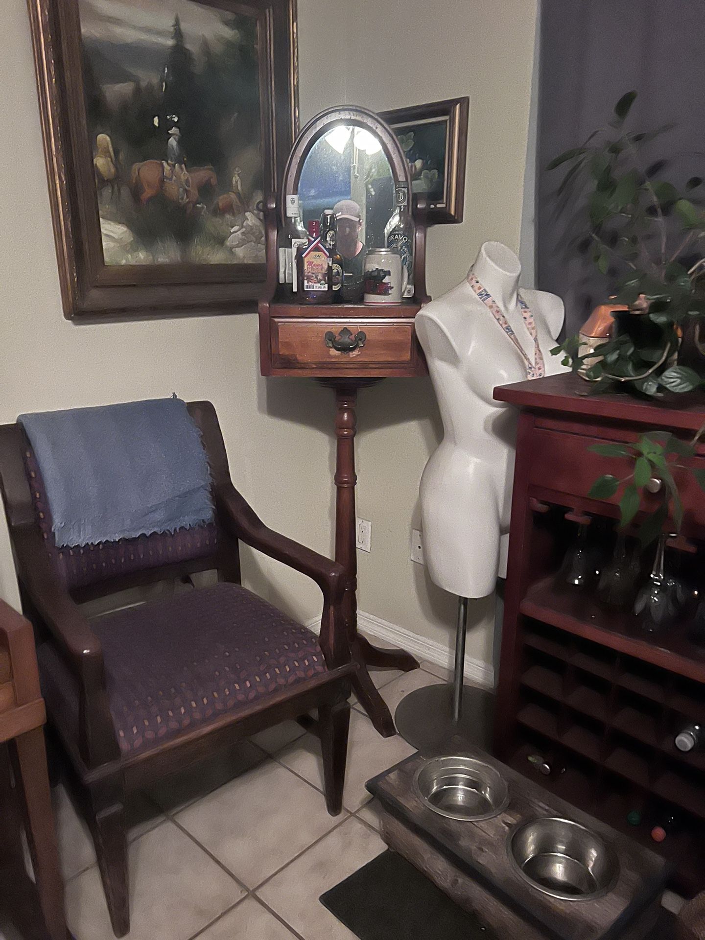 1940s Huntley By Thomasville. Men’s Shaving Vanity Huntley Furniture 1940