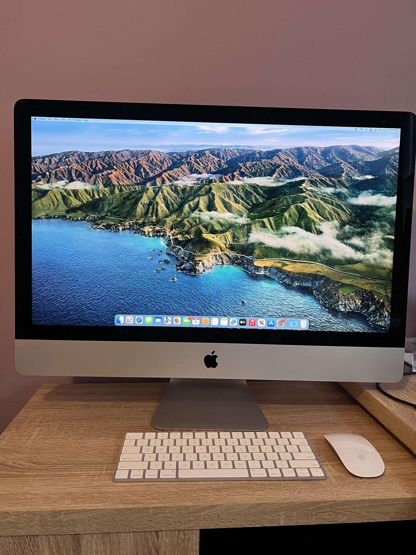 Apple iMac -2020 (256GB SSD, uIntel Core i5-10500, 3.10GHz, 8GB, AMD Radeon Pro...