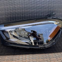 2024 2025 2026 Mercedes-Benz GLE350 GLE450 Left Driver Side LED Projector Adaptive Headlight OEM A1679067108