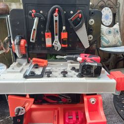 Black And Decker Work Bench With Tools