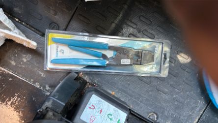 SHARK BITE PEX CRIMPER