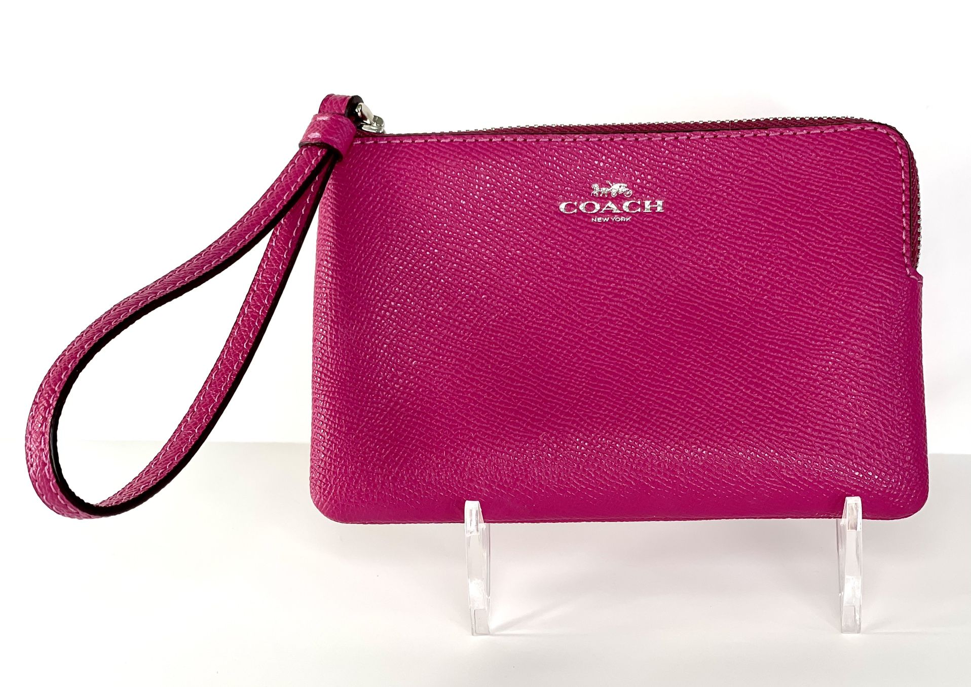 Coach Corner Zip Wristlet Crossgrain Leather Pink Cerise Fuchsia CC Slots 58032