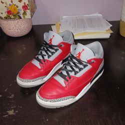 Jordan 3 SE Unite