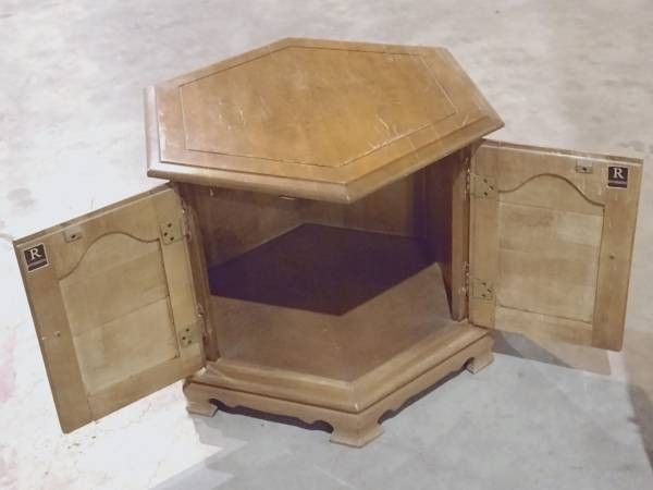 Riverside Furniture Hexagon Shutter Doors End Table Cabinet