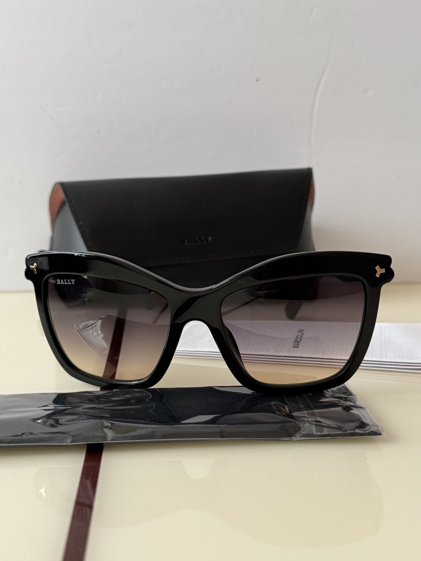 Bally Switzerland BY0082 Sunglasses