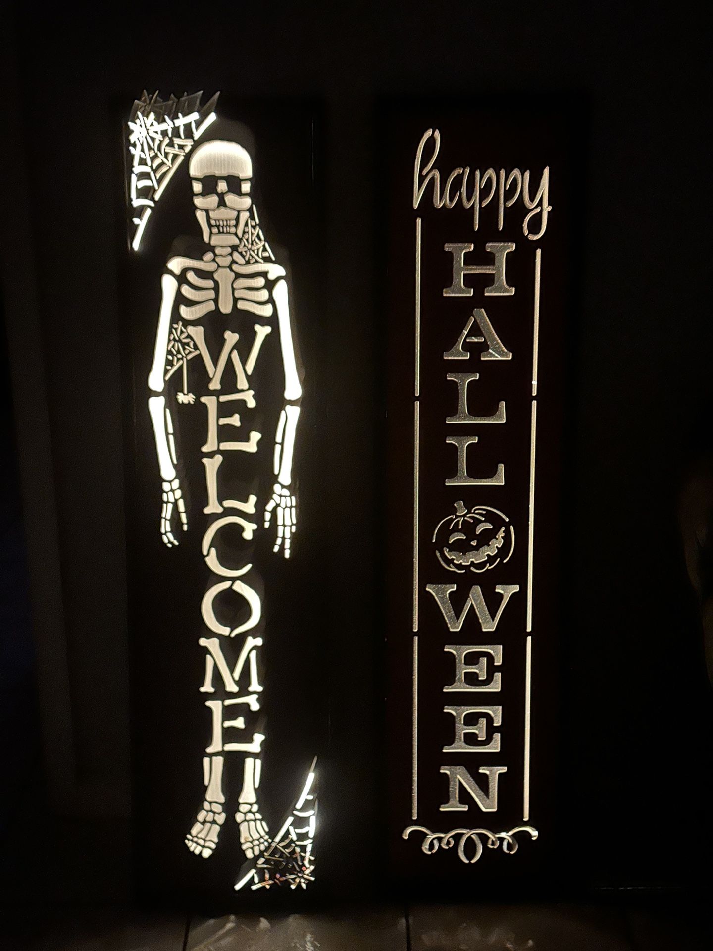 Halloween Tall Light Up Signs (2pc)