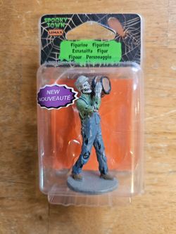 Lemax Halloween Spooky Town Undead Brewery Worker 22110