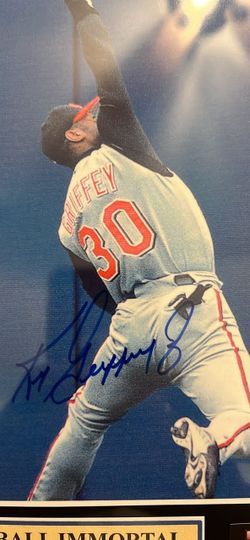 Ken Griffey jr. autographed photo. With COA