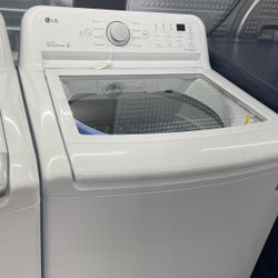 New Scratch And Dent LG Washer. 1 Year Warranty 