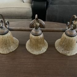 3 Light Vanity 