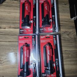 Milwaukee flashlights