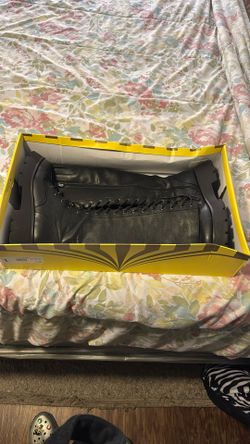 Black Boots