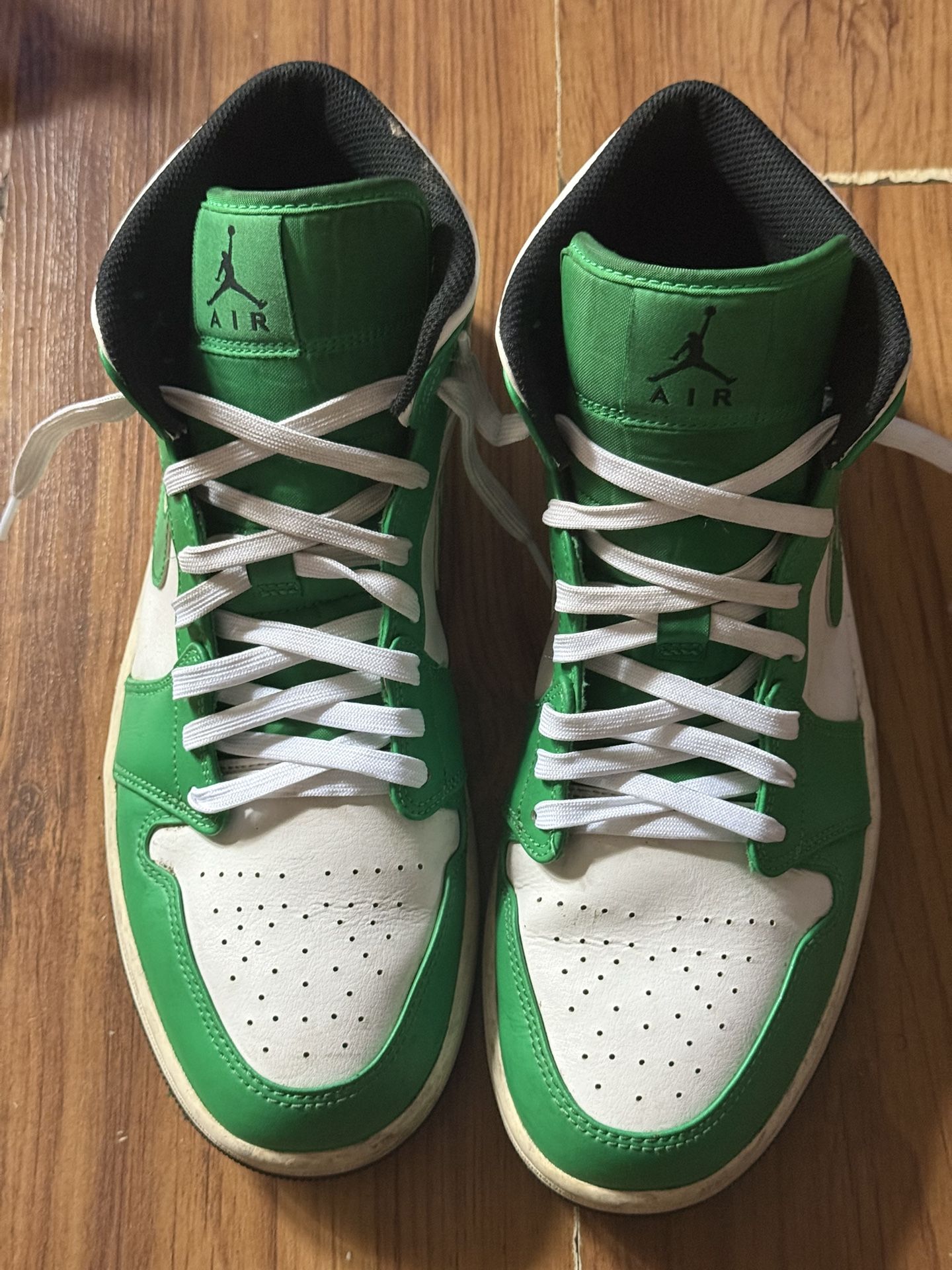 Air Jordan Air Jordan 1 Mid 'Lucky Green' DQ8426-301