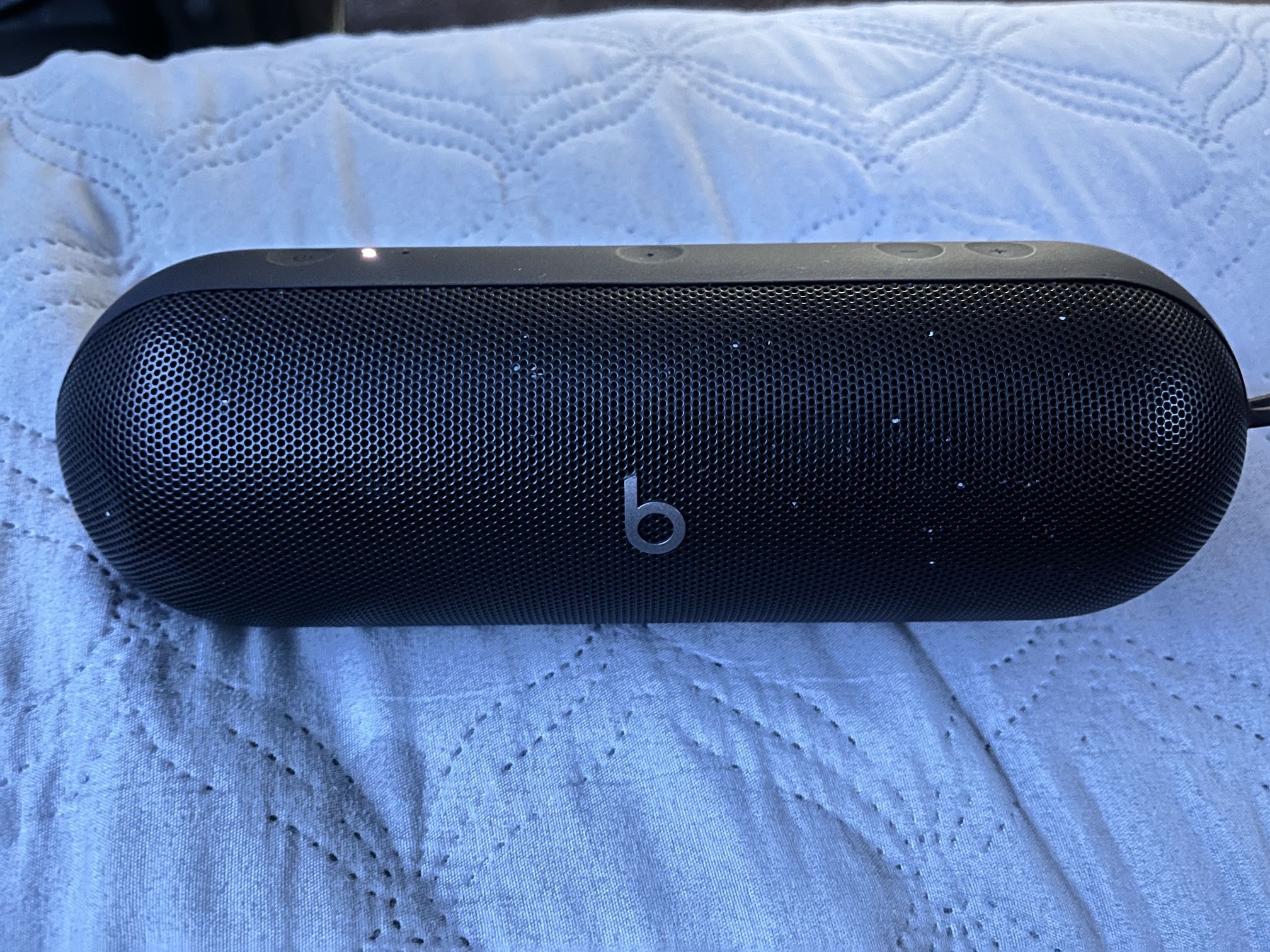 Beats Pill (2024)
