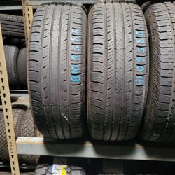 235 60r18 Set Of 2 Used Tires.            Hankook