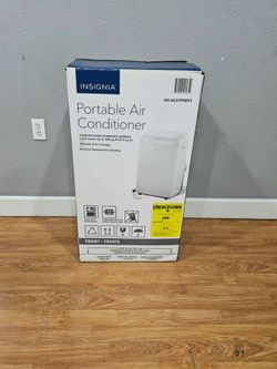 portable air conditioner 3 in 1  insignia white 07