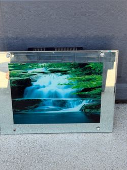 Move both picture bench