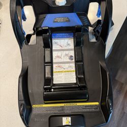 DOONA car seat base - Gently Used