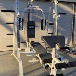 Squat rack/ smith machine 