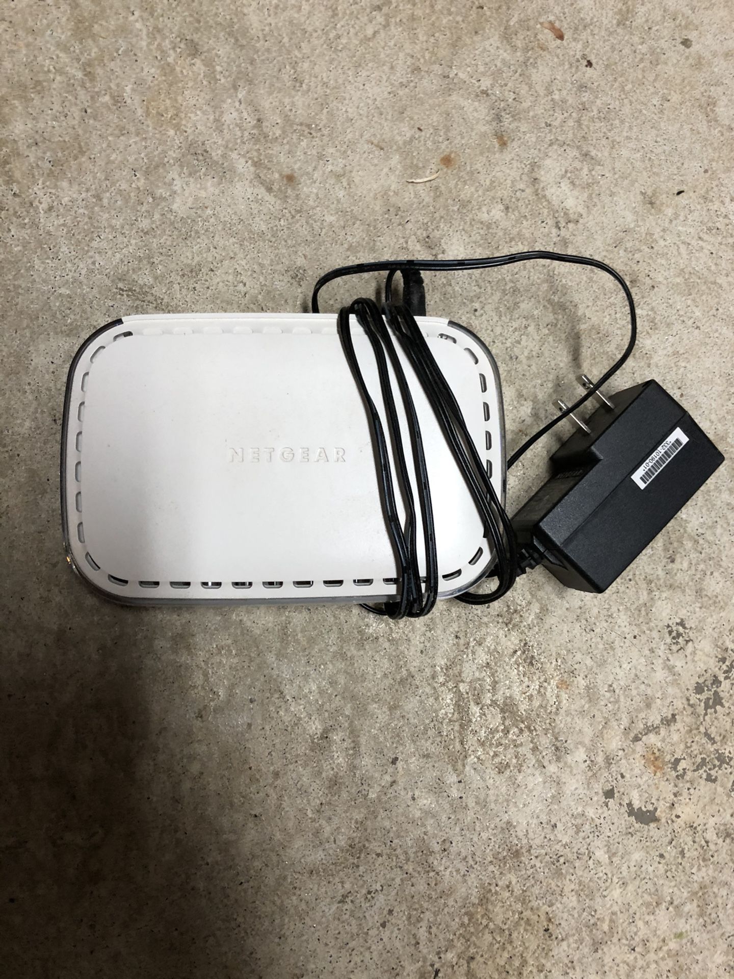 Netgear GS605 Ethernet Port switcher
