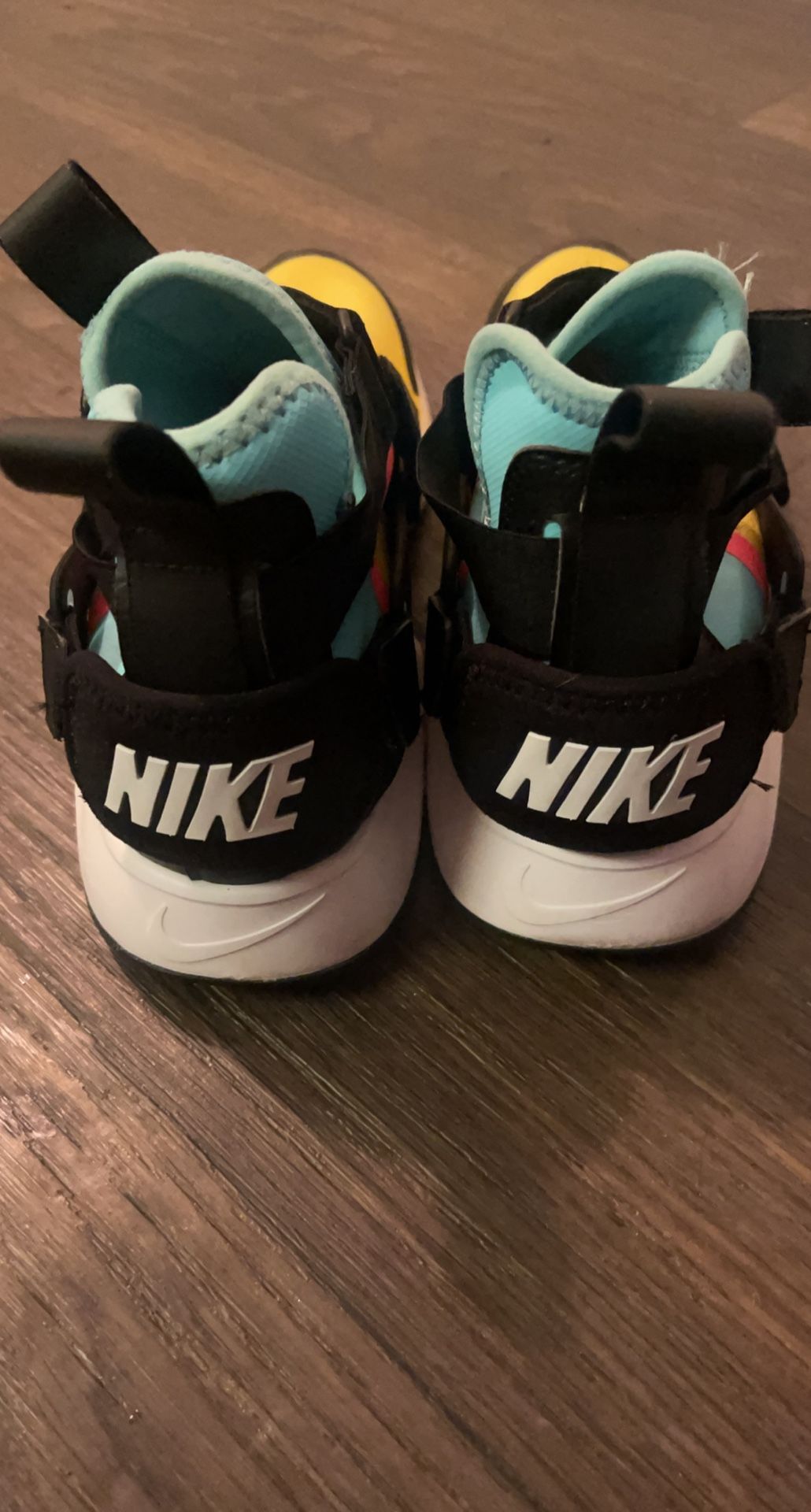 Nike Harraches