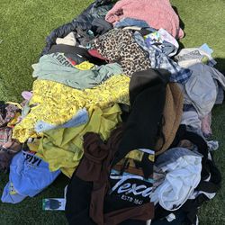 Girl Clothing And Women 