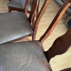 Set Of 4 Chairs 