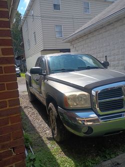 2005 Dodge Dakota