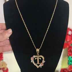 Initial “T” Pendant With Necklace 
