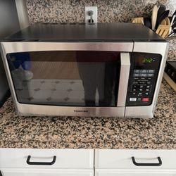 Toshiba Microwave 
