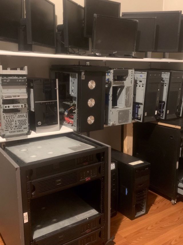 PC/Mac/Apple/hp TOWERS/PARTS/GRAPHIX CARDS/Monitors/Keyboards/etc.