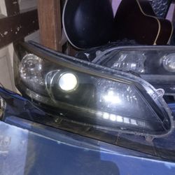 2013. Honda Accord Headlamps Assembly