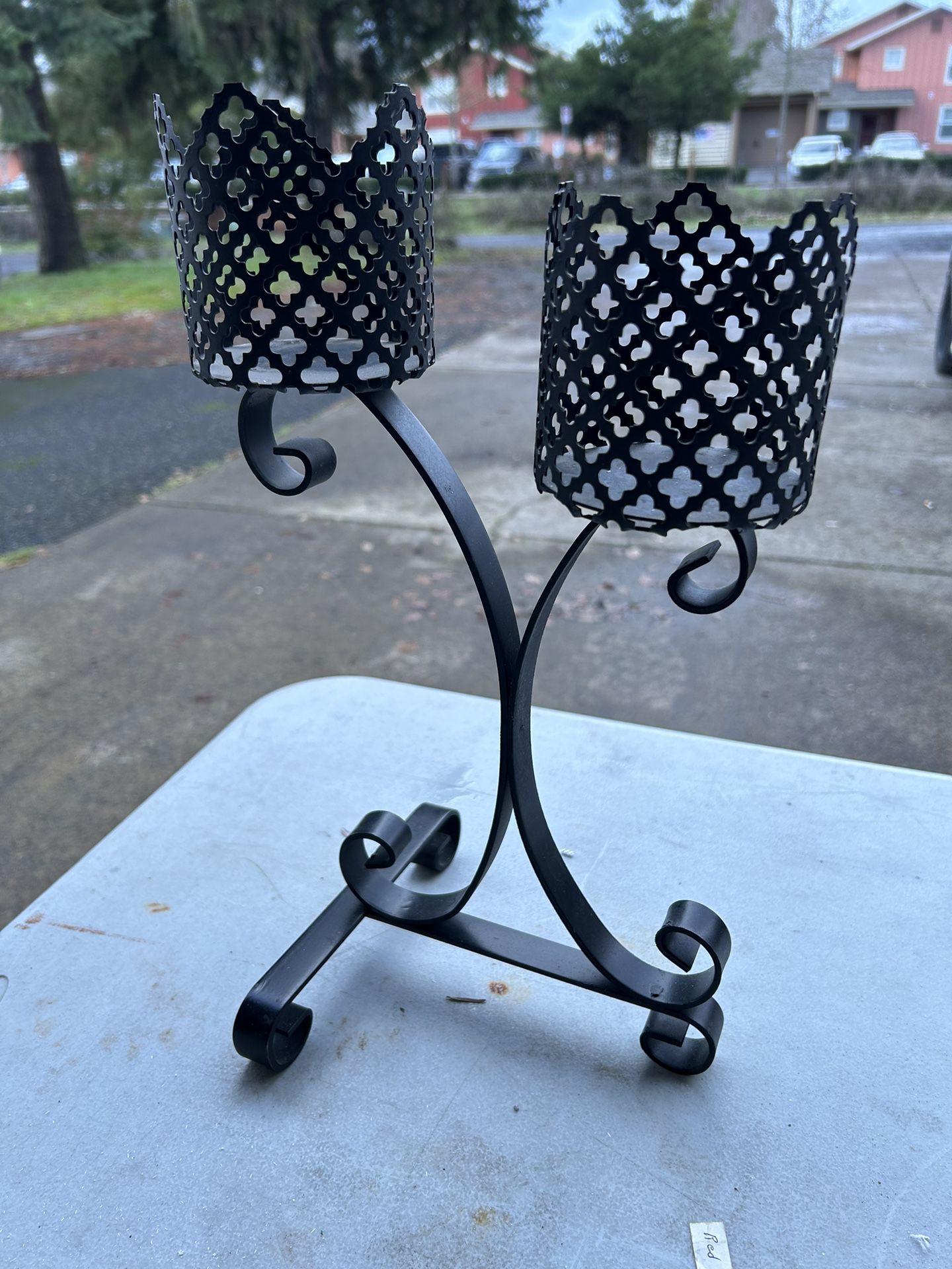 Dual Candle Holder