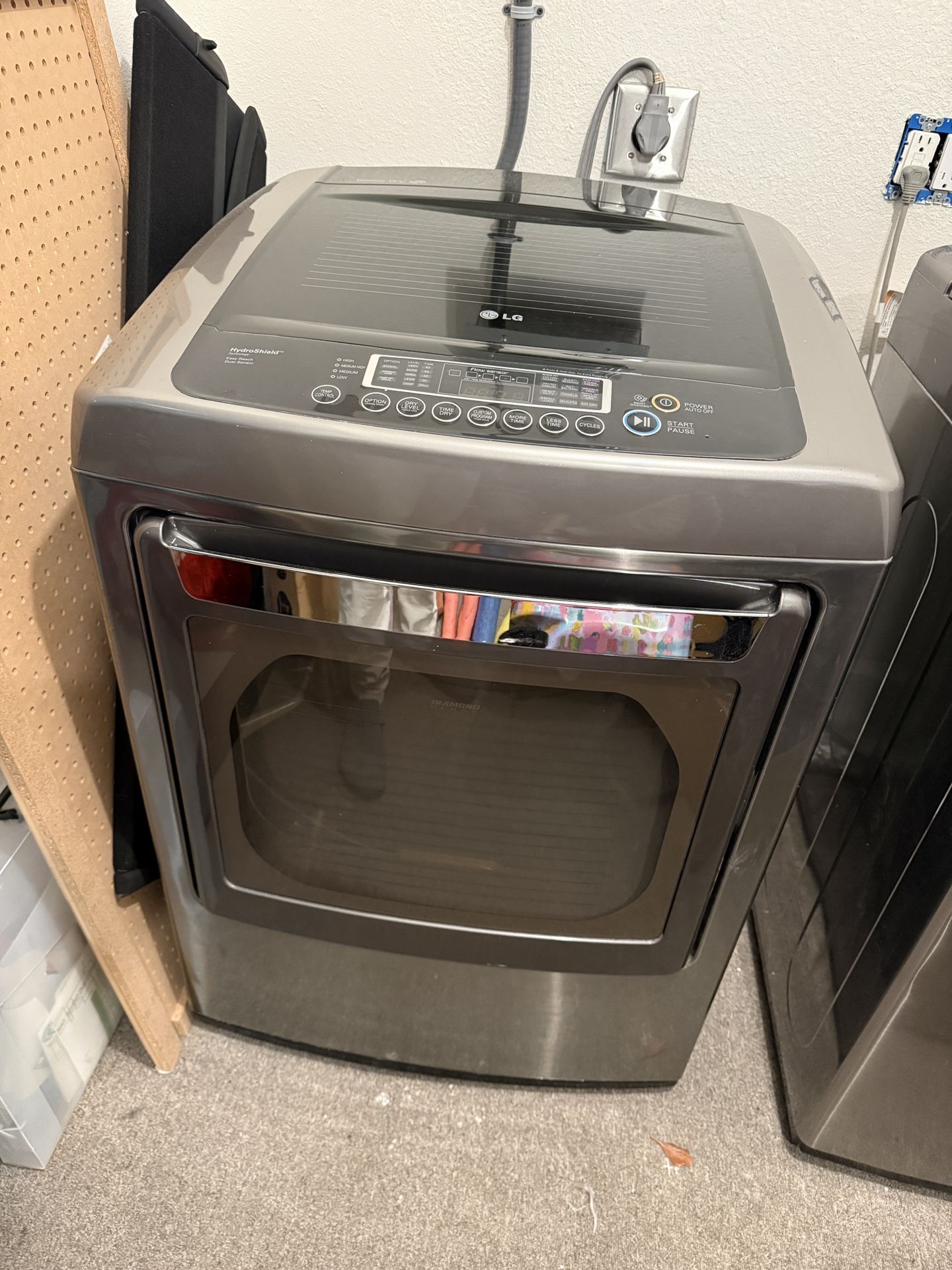 LG Washer & Dryer Set – Excellent Condition ✨