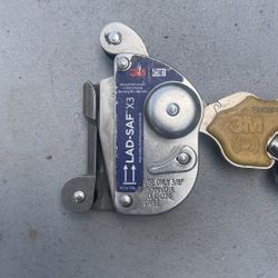 Dbi Salla x3 Cable Grab 