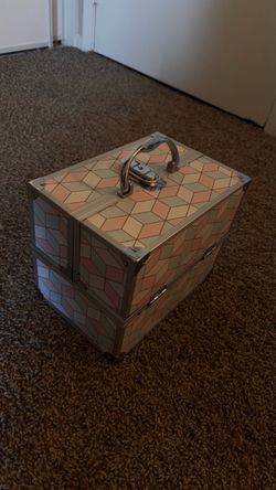 Aluminum Makeup Train Case with Geometric Print